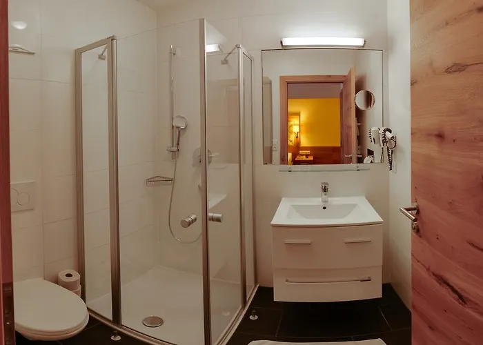 哈比希特酒店 3*